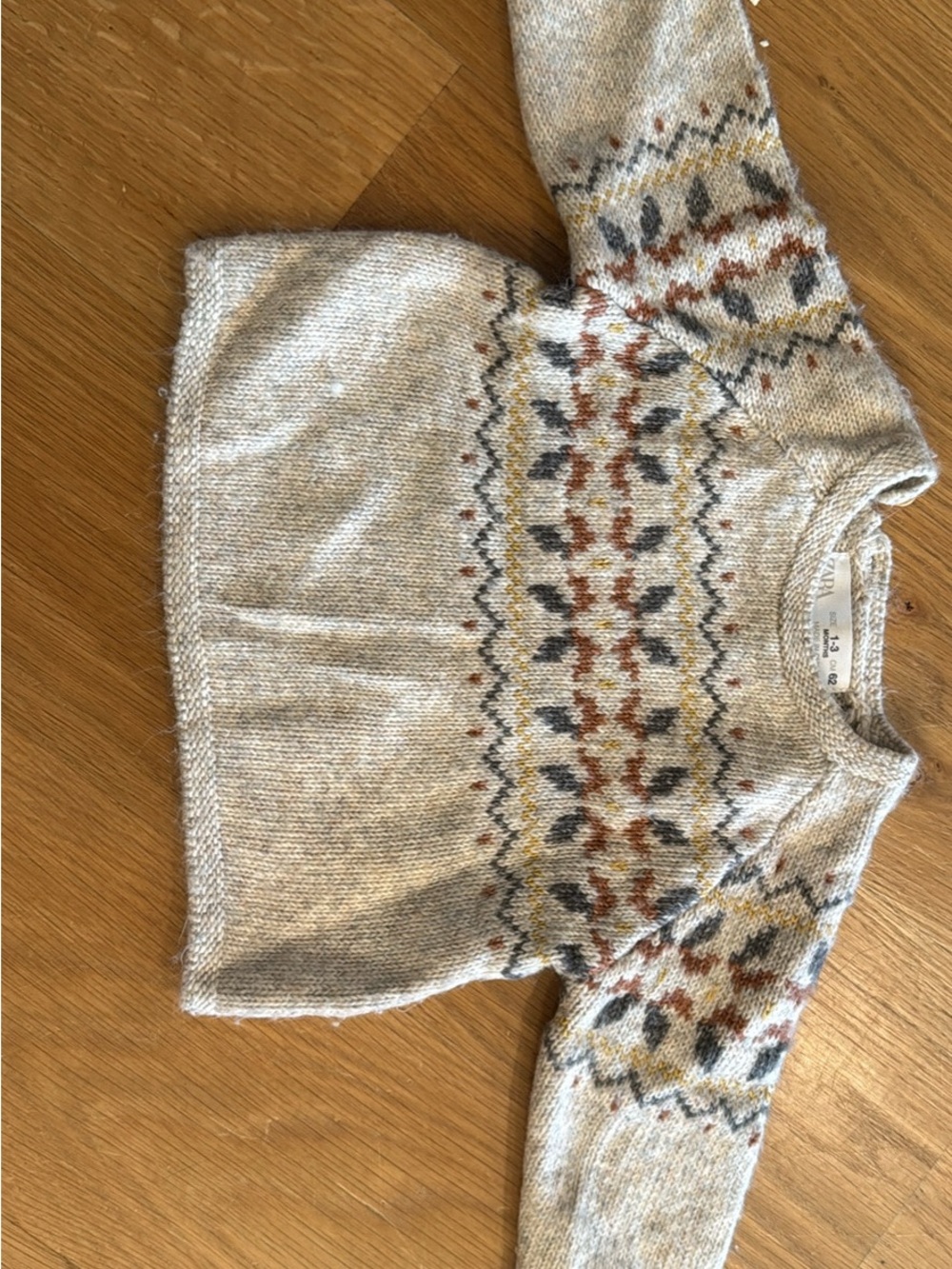 Zara sweater 1-3 month